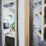 Διαμέρισμα Self Check In 24h, Simple And Modern, 2 Rooms, Fast Wifi, Parking, Air Conditioning, Free Cancelation, Traveller Award