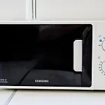 Self Check In 24h, Simple And Modern, 2 Rooms, Fast Wifi, Parking, Air Conditioning, Free Cancelation, Traveller Award *