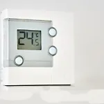 Self Check In 24h, Simple And Modern, 2 Rooms, Fast Wifi, Parking, Air Conditioning, Free Cancelation, Traveller Award