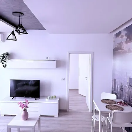 Apartment Simple And Modern *