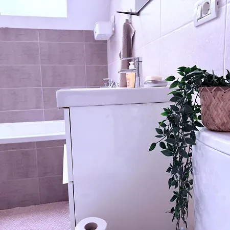 Simple And Modern Apartment *