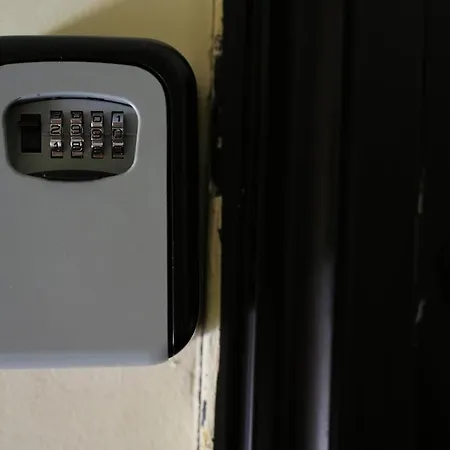 Apartament Simple And Modern, With Rating 10 Out Of 10, Wifi, Parking, Air Conditioning, Free Cancelation