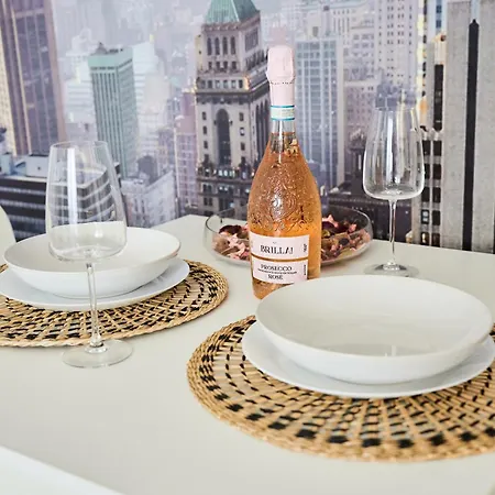 公寓 Simple And Modern, With Rating 10 Out Of 10, Wifi, Parking, Air Conditioning, Free Cancelation 蒂米什瓦拉