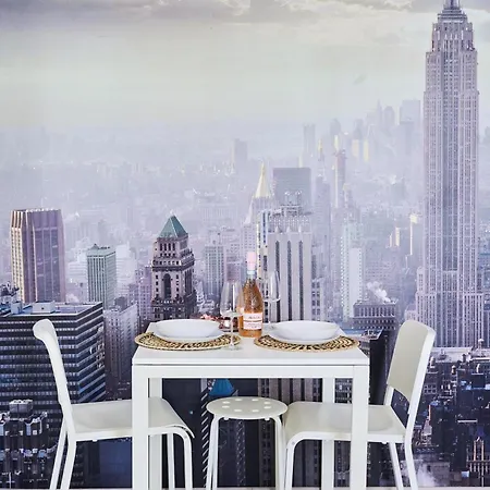 Simple And Modern, With Rating 10 Out Of 10, Wifi, Parking, Air Conditioning, Free Cancelation