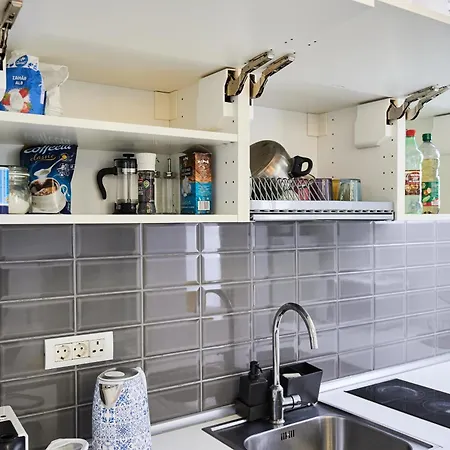 公寓 Simple And Modern, With Rating 10 Out Of 10, Wifi, Parking, Air Conditioning, Free Cancelation *