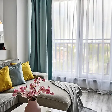 Self Check In 24h, Simple And Modern, 2 Rooms, Fast Wifi, Parking, Air Conditioning, Free Cancelation, Traveller Award 아파트