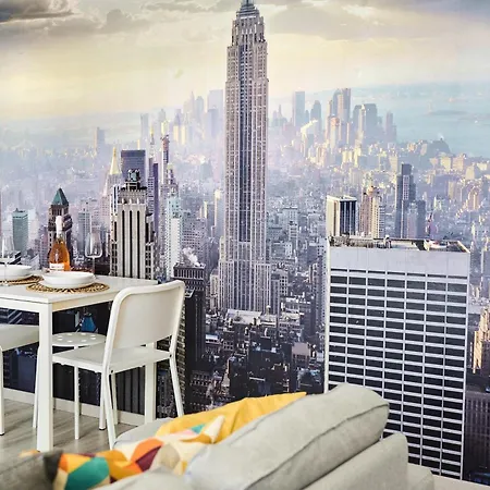 Simple And Modern, With Rating 10 Out Of 10, Wifi, Parking, Air Conditioning, Free Cancelation 公寓 *