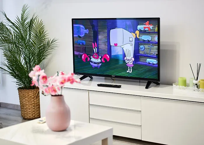 아파트 Self Check In 24h, Simple And Modern, 2 Rooms, Fast Wifi, Parking, Air Conditioning, Free Cancelation, Traveller Award *