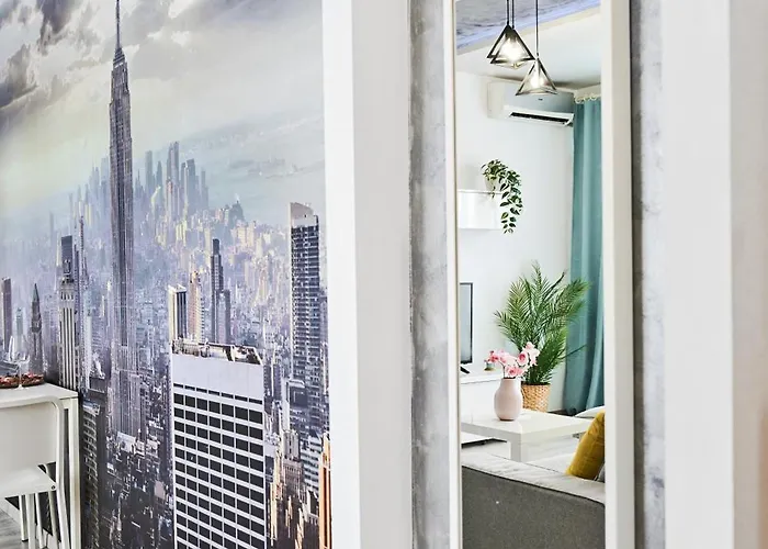 아파트 Self Check In 24h, Simple And Modern, 2 Rooms, Fast Wifi, Parking, Air Conditioning, Free Cancelation, Traveller Award *