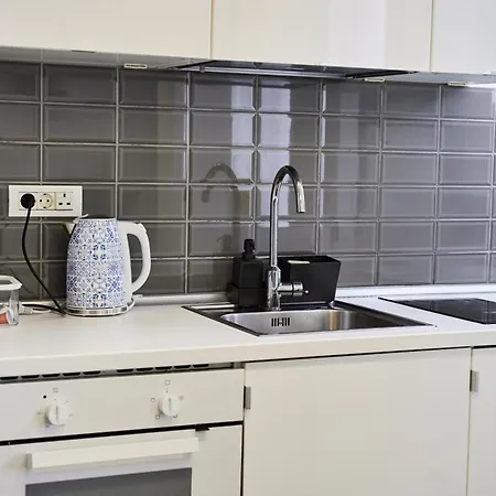 Self Check In 24h, Simple And Modern, 2 Rooms, Fast Wifi, Parking, Air Conditioning, Free Cancelation, Traveller Award Apartment Timisoara