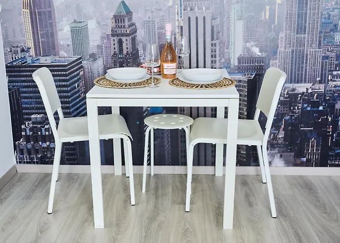 Self Check In 24h, Simple And Modern, 2 Rooms, Fast Wifi, Parking, Air Conditioning, Free Cancelation, Traveller Award Timisoara