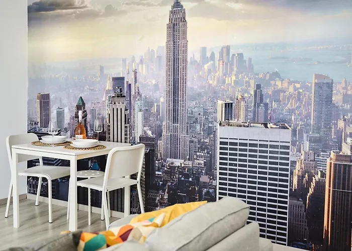 Self Check In 24h, Simple And Modern, 2 Rooms, Fast Wifi, Parking, Air Conditioning, Free Cancelation, Traveller Award Apartment *